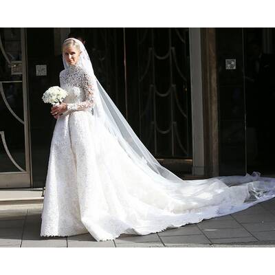 Nicky hilton wedding dress cost hotsell