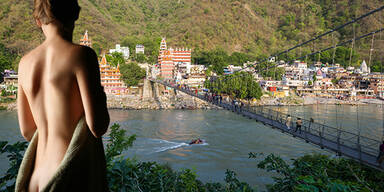 Frau nach Dreh von Nacktvideo auf heiliger Brücke in Indien in Haft