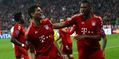 2:1 - Bayern biegen Real Madrid  