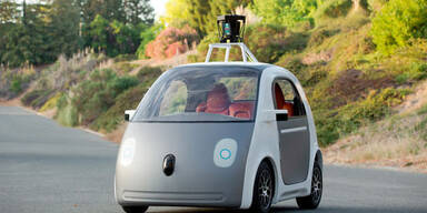 Video: Google baut Auto ohne Lenkrad