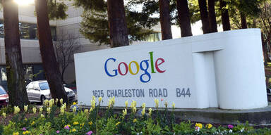 Vier Blitze legten Google-Zentrum lahm
