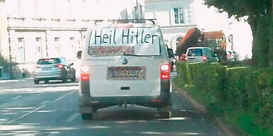 Mit "Heil Hitler" durch Graz