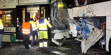 Graz: Rund 16 Verletzte bei Bim-Unfall