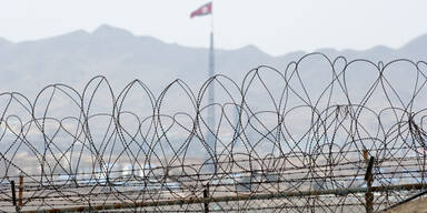 Nordkorea feuert Granaten auf Lautsprecher