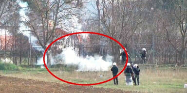 Flüchtlinge: Jetzt fliegt Tränengas von türkischer Seite