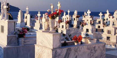 Griechenland zahlt tausenden Toten Pension