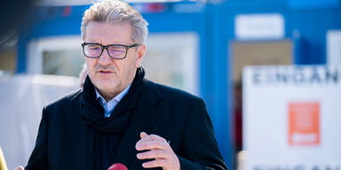 FPÖ bringt Misstrauensantrag gegen SPÖ-Stadtrat Hacker ein