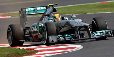 Hamilton holt Pole in Silverstone