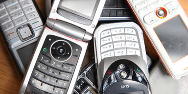 Polizei ermittelt gegen Handy-Netzbetreiber