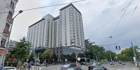 Messerstecherei vor dem Hilton - Polizei schnappte die Falschen 