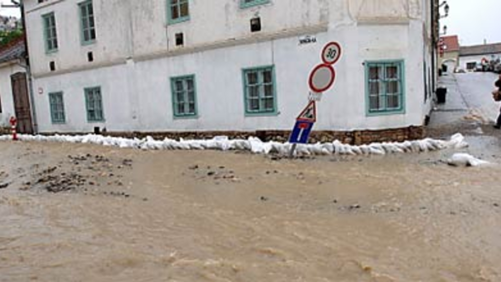 Hochwasser In Mitteleuropa - Oe24.at