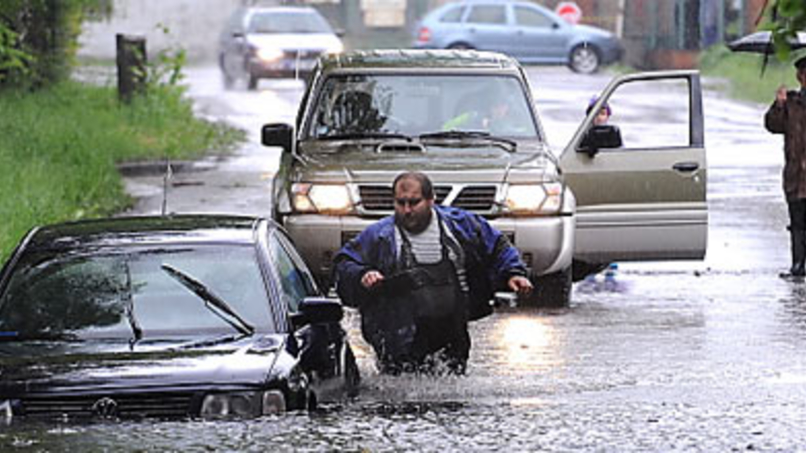 Mehrere Hochwasser Tote In Europa Oe24at 0812