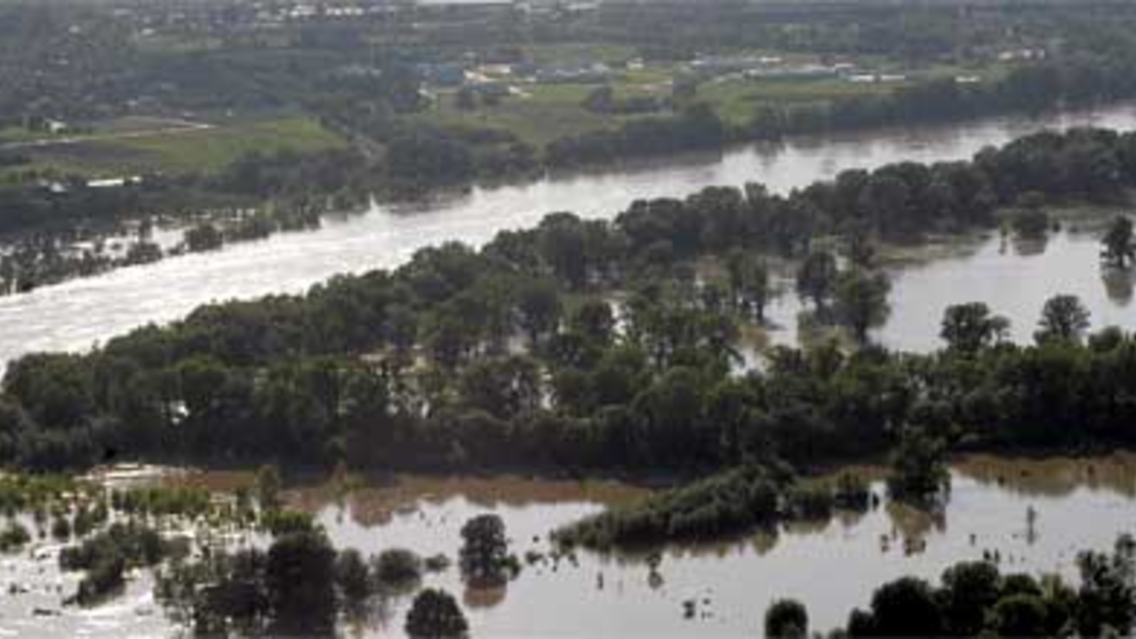 Zwölf Tote Bei Hochwasser In Polen Oe24at 1973