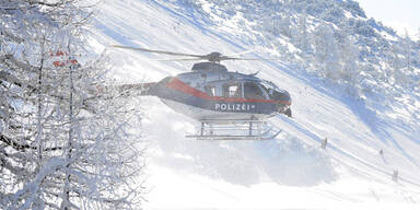 Hubschrauber sollen Schnee wegblasen