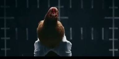 Werbeclip: Mercedes lässt die Hühner tanzen