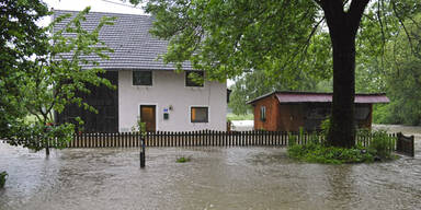 Hochwasser in Österreich - Zwei Vermisste 