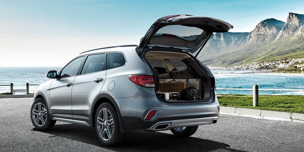 Hyundai frischt den Grand Santa Fe auf