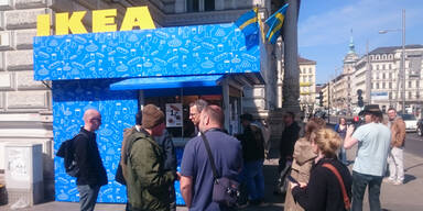 1. Ikea-Würstelstand in Wien eröffnet