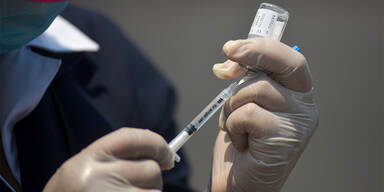 Russland beantragte beschleunigte Impfstoff-Registrierung bei WHO