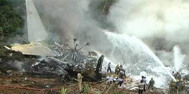 Flugzeug in Indien abgestürzt - 158 Tote