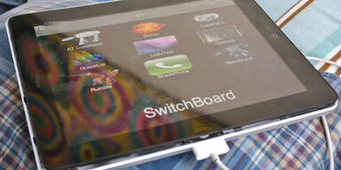 iPad-Prototyp mit zwei Docks auf Ebay