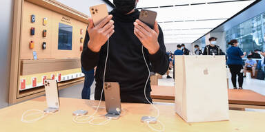 Apple dank iPhone-Boom teuerste Firma der Welt