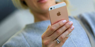"3" lockt Jugendliche mit iPhone-Angebot