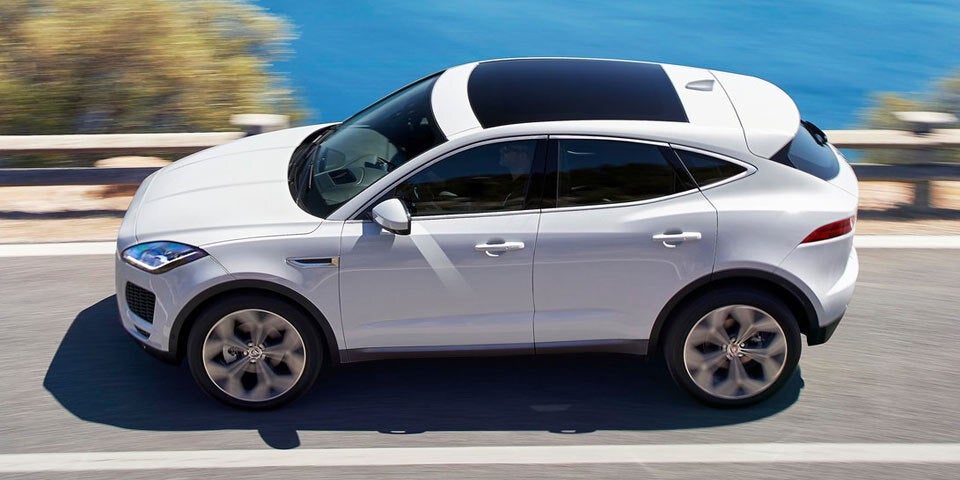 Jaguar E-Pace greift Audi Q3 & BMW X1 an
