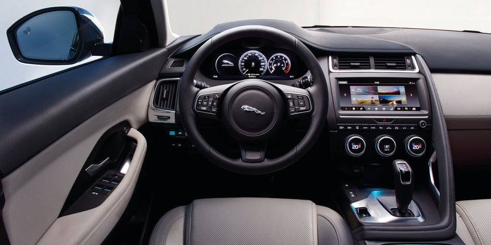 Jaguar E-Pace greift Audi Q3 & BMW X1 an