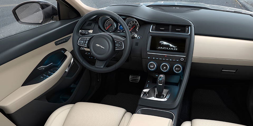 Jaguar E-Pace startet als First Edition