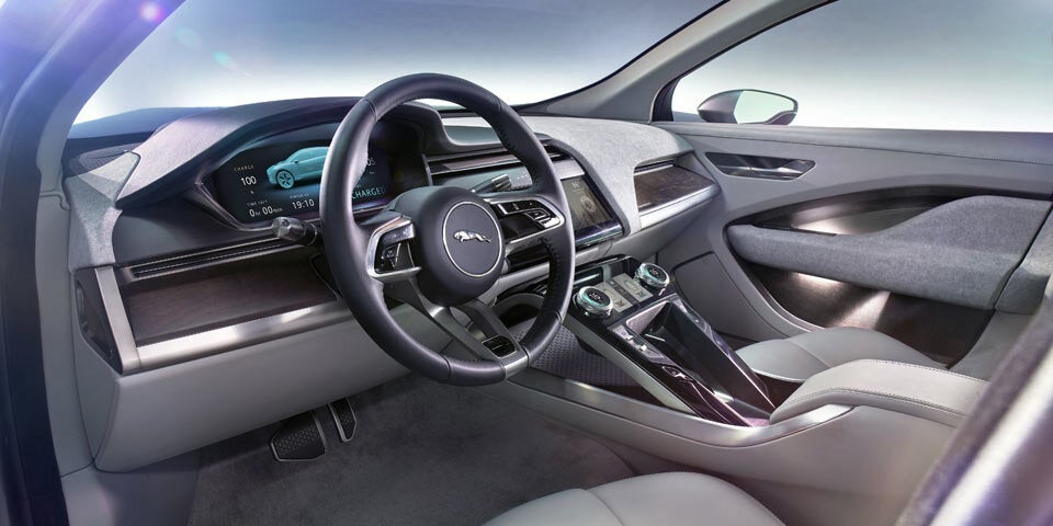 Erster Elektro-Jaguar mit 500 km Reichweite