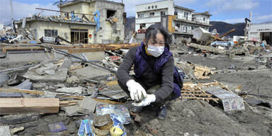 Japan Erdbeben Tsunami Schweigeminute