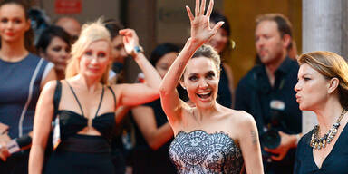 Angelina Jolie kann wieder strahlen