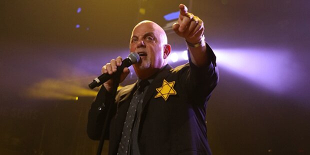 Superstar Billy Joel mit Judenstern bei Konzert 
