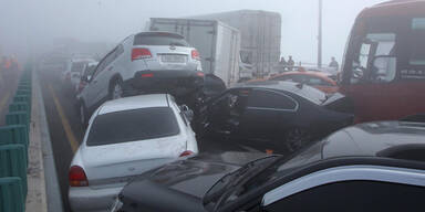 Südkorea: Massen- Crash mit 100 Autos