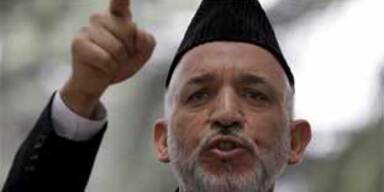 Karzai will Taliban in Pakistan jagen