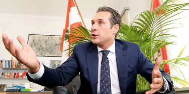 Strache: Asyl-Streit mit Kirche