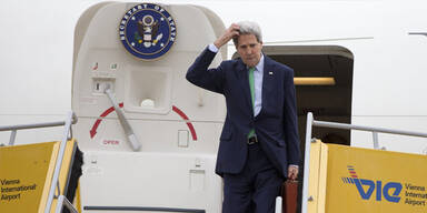 Kerry musste mit Passagier-Jet abfliegen