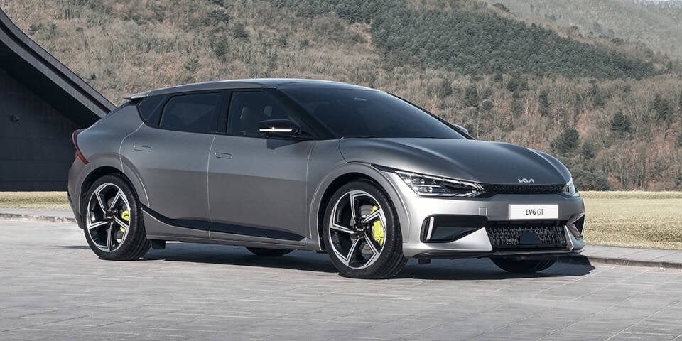 Kia EV6 hängt Porsche, Lambo und Ferrari ab