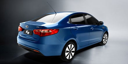 Weltpremiere des Kia K2 Sedan
