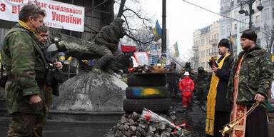Demonstranten räumen Rathaus in Kiew