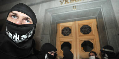 Kiew: Radikale Gruppe setzt Proteste fort