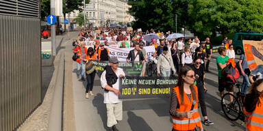 Klima-Kleber-Bilanz für Mai: 432 Anzeigen und 166 Festnahmen