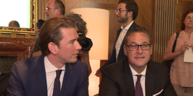 kurz strache.png