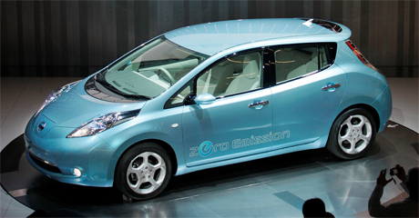 Nissan baut den