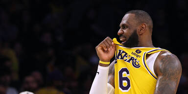 Los Angeles Lakers zittern sich ins Play-off