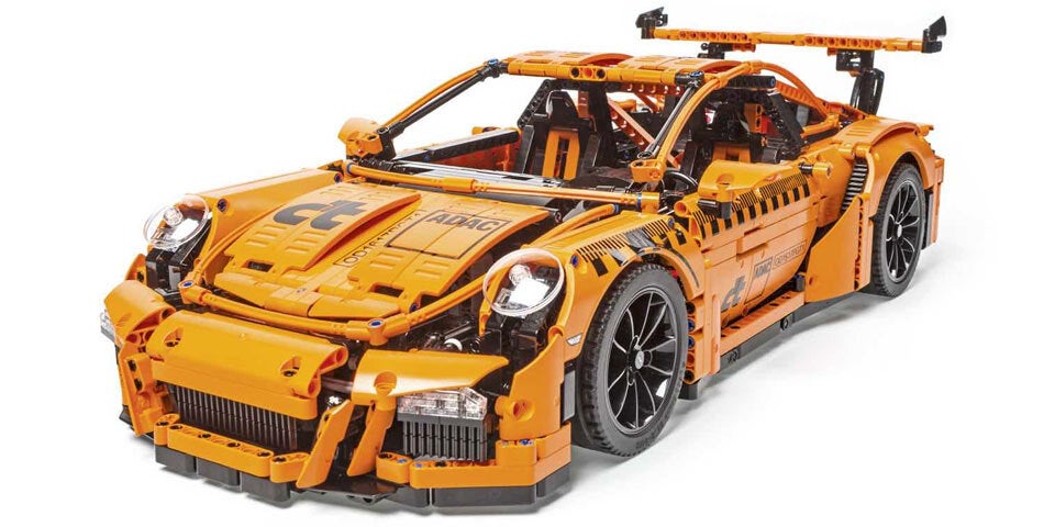 Crashtest von Lego-Porsche wird Internet-Hit