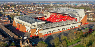 Liverpool bekommt Meister-Trophäe im eigenen Stadion