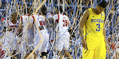 Louisville holt Basketball-Titel