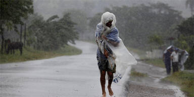 Hurrikan "Tomas" wütet auf Karibikinsel